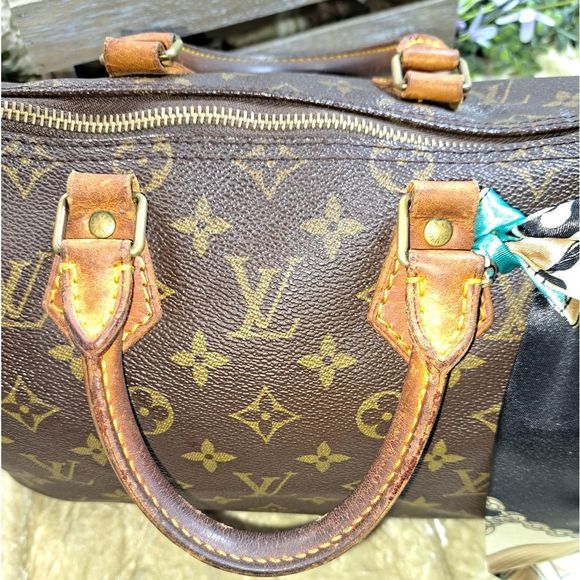 COMING SOON AUTHENTIC LOUIS VUITTON SPEEDY 25 - Picture 5 of 17